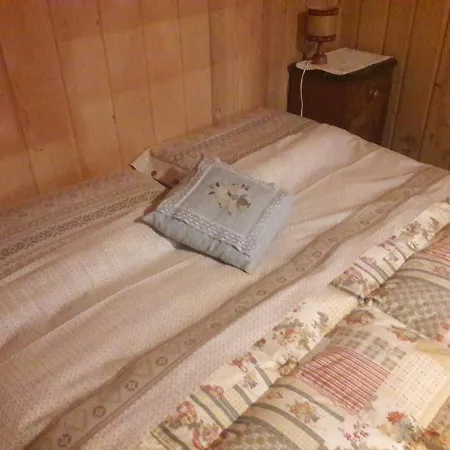 Bedrooms In Kratten בקתה